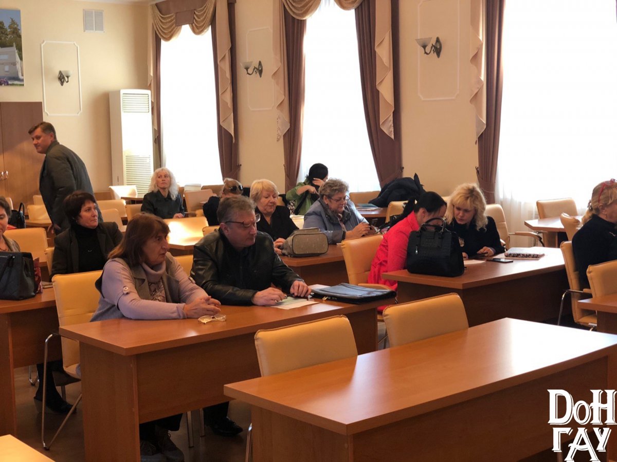 10 октября 2019 года в Донском ГАУ стартовала абсолютно новая программа повышения квалификации профессорско-преподавательского состава "Школа кураторов"