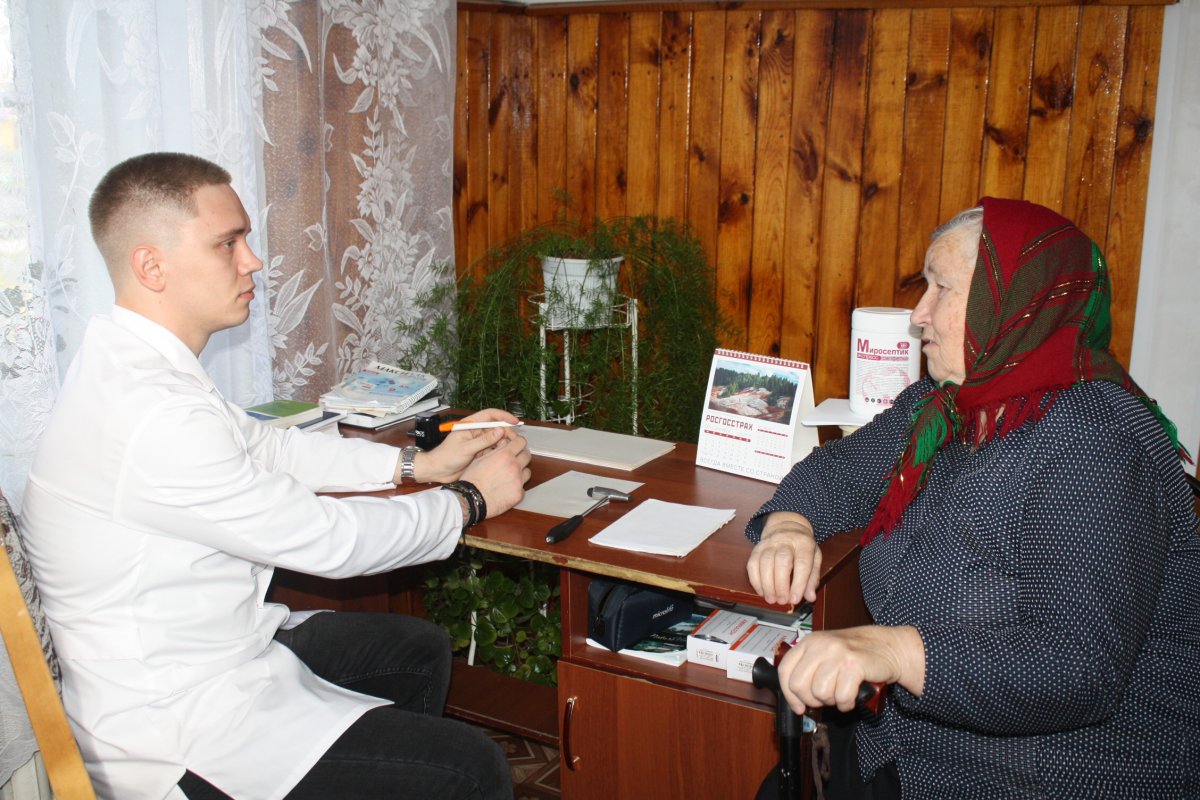 ХРОНИКИ МЕДИЦИНСКИХ ОТРЯДОВ ХРОНИКИ МЕДИЦИНСКИХ ОТРЯДОВ