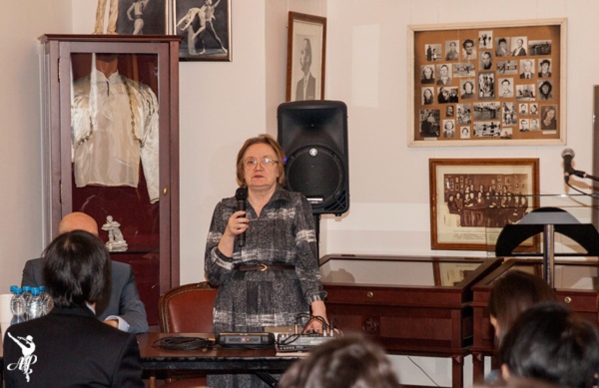 Поздравляем с юбилеем Марину Александровну Ильичёву, выпускницу ЛХУ (класс Л. Тюнтиной), артистку балета, театроведа, историка балета! Поздравляем с юбилеем Марину Александровну Ильичёву, выпускницу ЛХУ (класс Л. Тюнтиной), артистку балета, театроведа, историка балета!