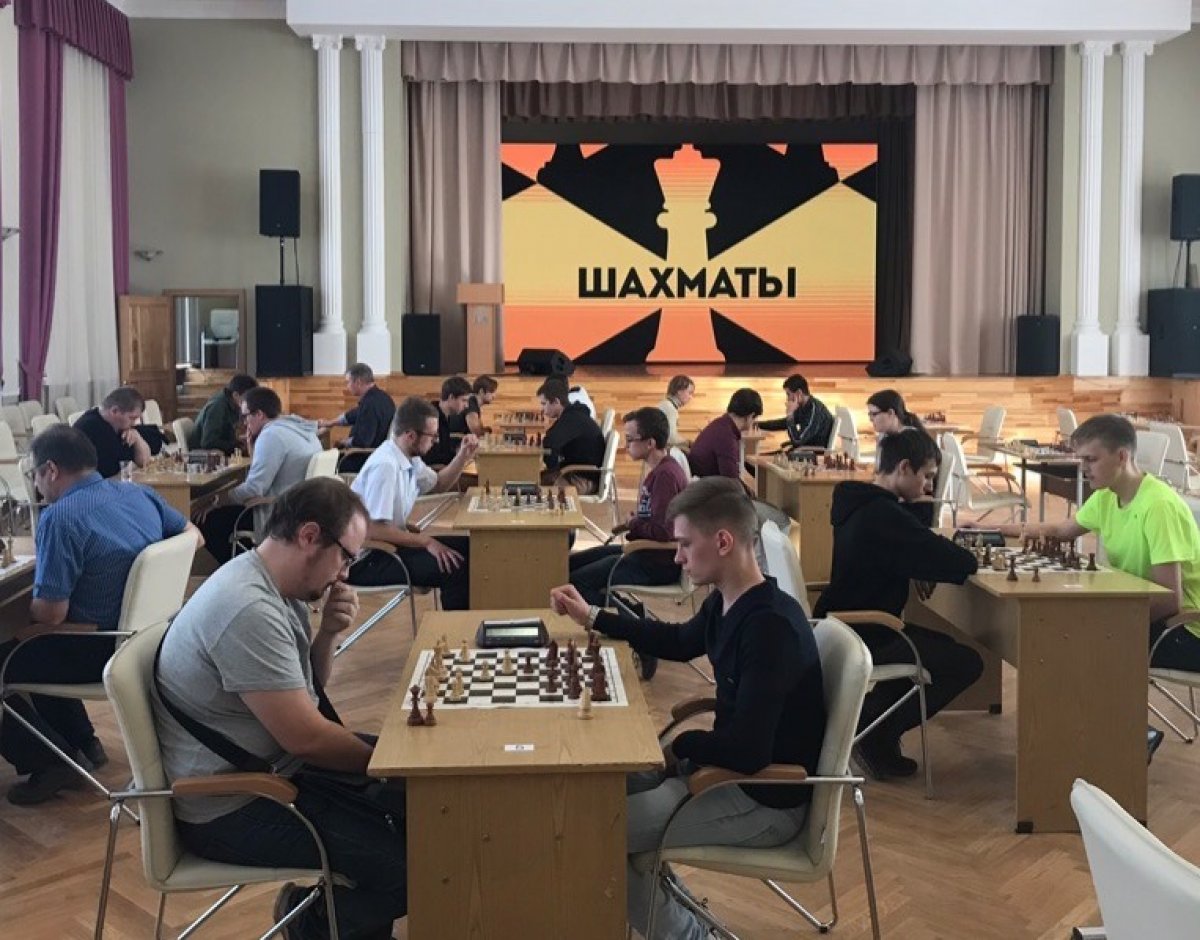 ♟ Завершился шахматный турнир Псковского государственного университета. Лучшие шахматисты университета в течение двух дней соревновались за Кубок чемпиона 🏆