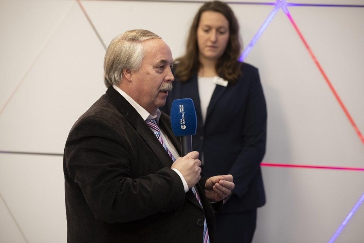 Представители НИЯУ МИФИ приняли участие в мультимедийном круглом столе для участников Проекта 5-100 на тему «Надо ли адаптировать обучение под студентов? Как меняется сегодня высшее образование в России»