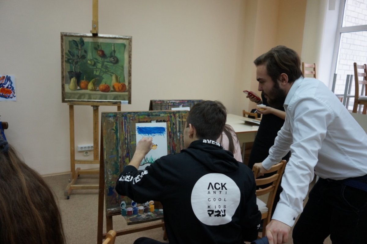 25 октября Отельная школа зарядила оранжевое настроение. Главное событие осени – ТыкваFest в МИДиСе стартовал уютной фотозоной, где каждый смог сделать шедевр (кстати, за лучшие фото получили вкусные призы).