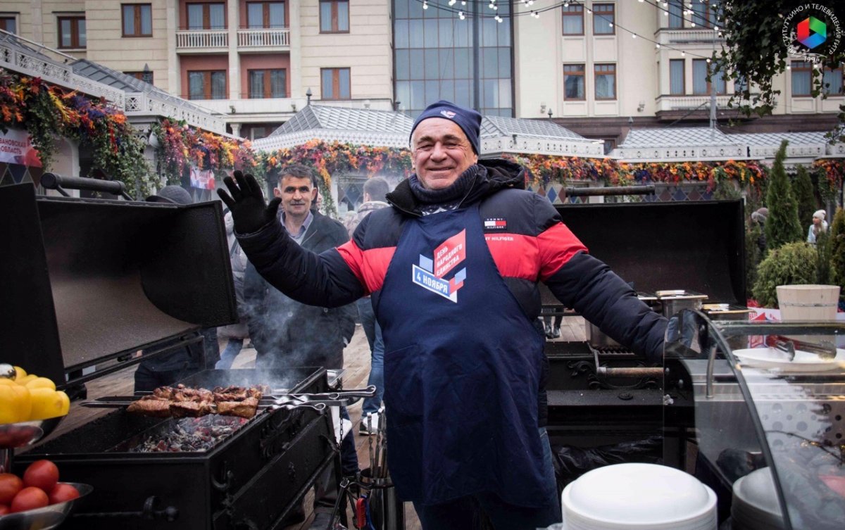 Фоторепортаж со Дня народного единства студентки операторского факультета Анастасии Угрюмовой 🙏🏻