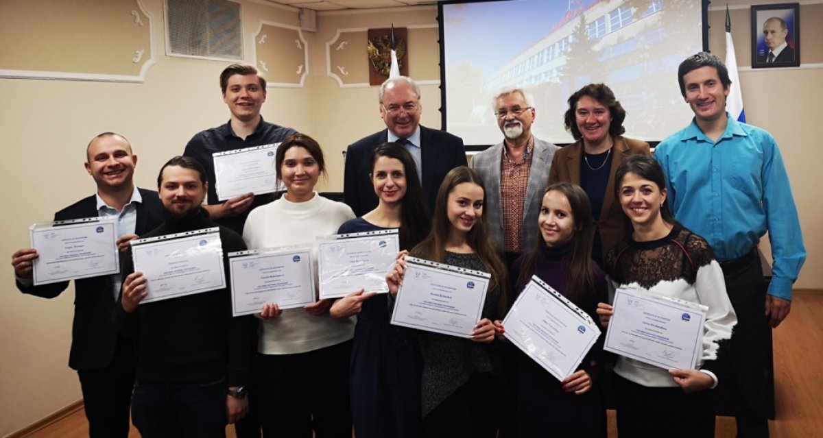 В НИЯУ МИФИ состоялась церемония вручения сертификатов МАГАТЭ (IAEA) и Международной академии ядерного менеджмента (INMA) второму выпуску магистерской программы «Управление в атомной отрасли» (Nuclear Technology Management). В НИЯУ МИФИ состоялась церемония вручения сертификатов МАГАТЭ (IAEA) и Международной академии ядерного менеджмента (INMA) второму выпуску магистерской программы «Управление в атомной отрасли» (Nuclear Technology Management).