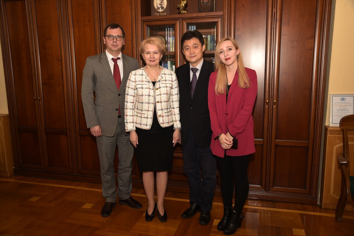 7 и 8 ноября Ростовский государственный экономический университет (РИНХ) в третий раз принимал международный семинар по преподаванию корейского языка. Уникальное для Юга России мероприятие