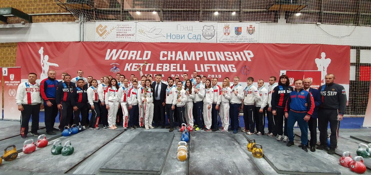 Студент Кировского государственного медицинского университета стал двукратным чемпионом мира по гиревому спорту!