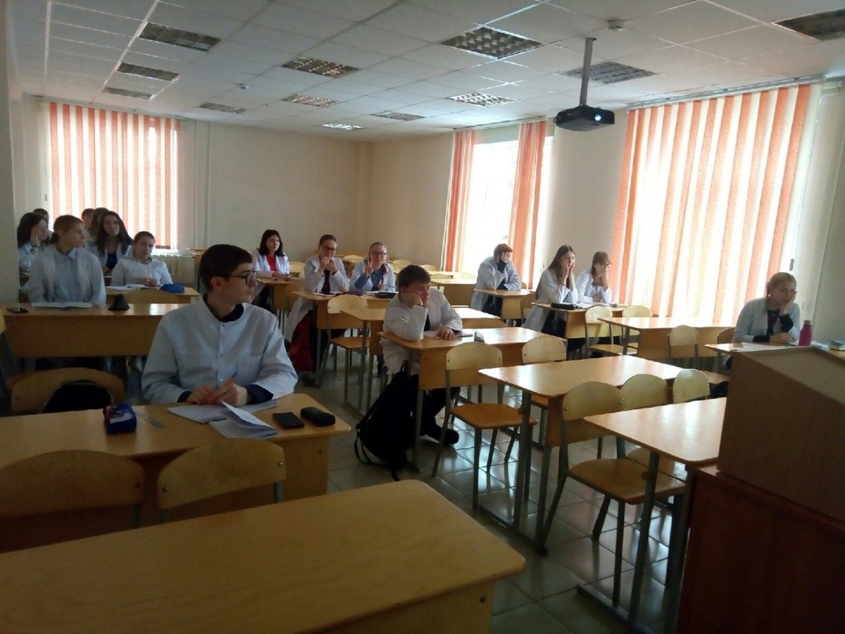 ✅ 16 по 19 ноября 2019 года, в рамках недели толерантности, преподавателями кафедры гуманитарных и социальных наук Кировского государственного медицинского университета были проведены интерактивные лекции "На Вятке жить - всем народам дружить".