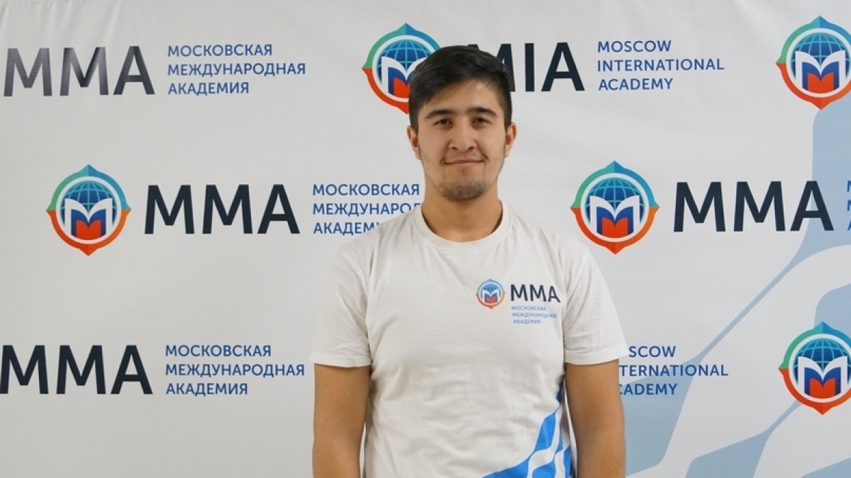 У Сангин Бойматов сегодня день рождения.🎉 У Сангин Бойматов сегодня день рождения.🎉