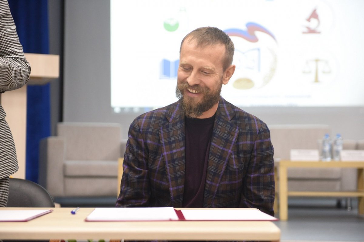 Между МГУТУ им. К.Г. Разумовского (ПКУ) и компанией «Т-система» состоялось подписание соглашения о сотрудничестве👏