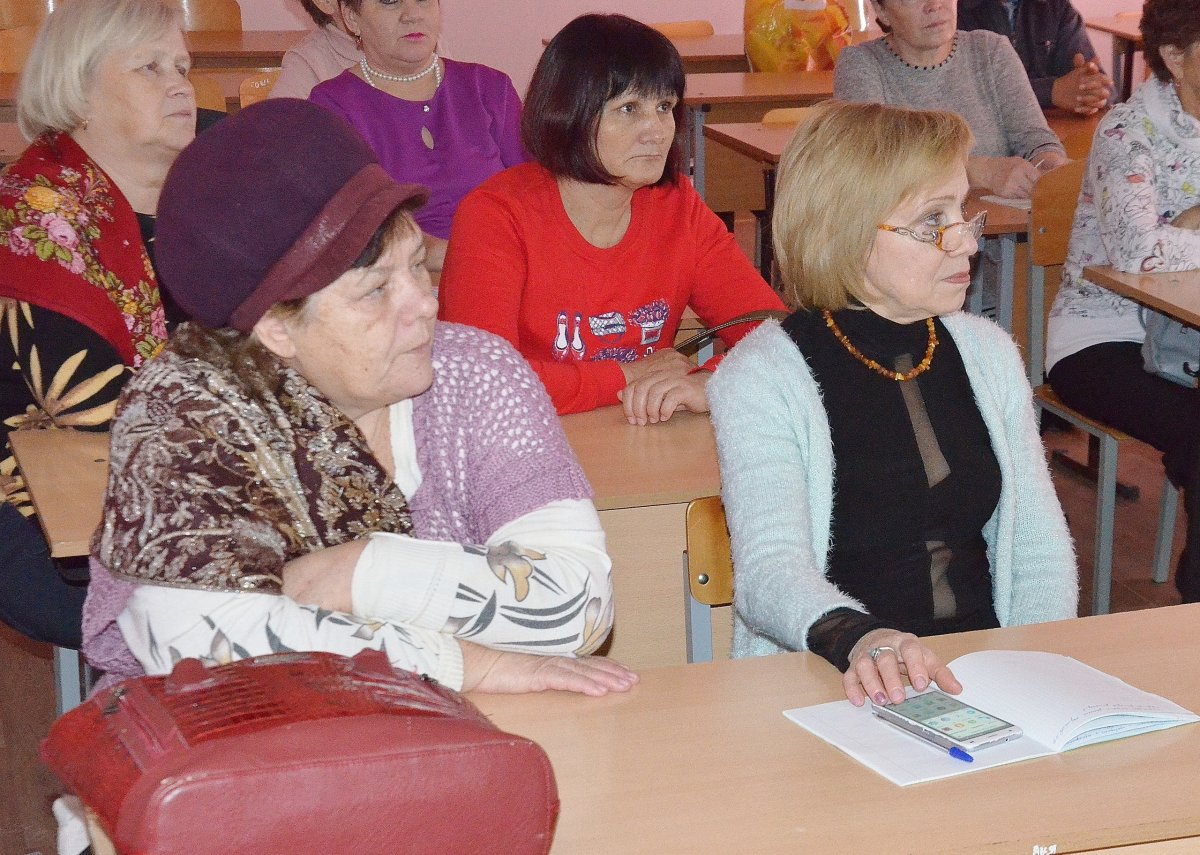 Сегодня состоялось еще одно мероприятие в рамках недели Финансовой грамотности и всероссийской недели сбережений «Цифровая грамотность для серебряного возраста».