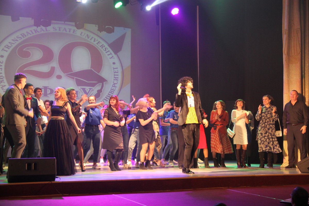 22 ноября в Доме офицеров факультет экономики и управления отпраздновал свой юбилей✨✨✨