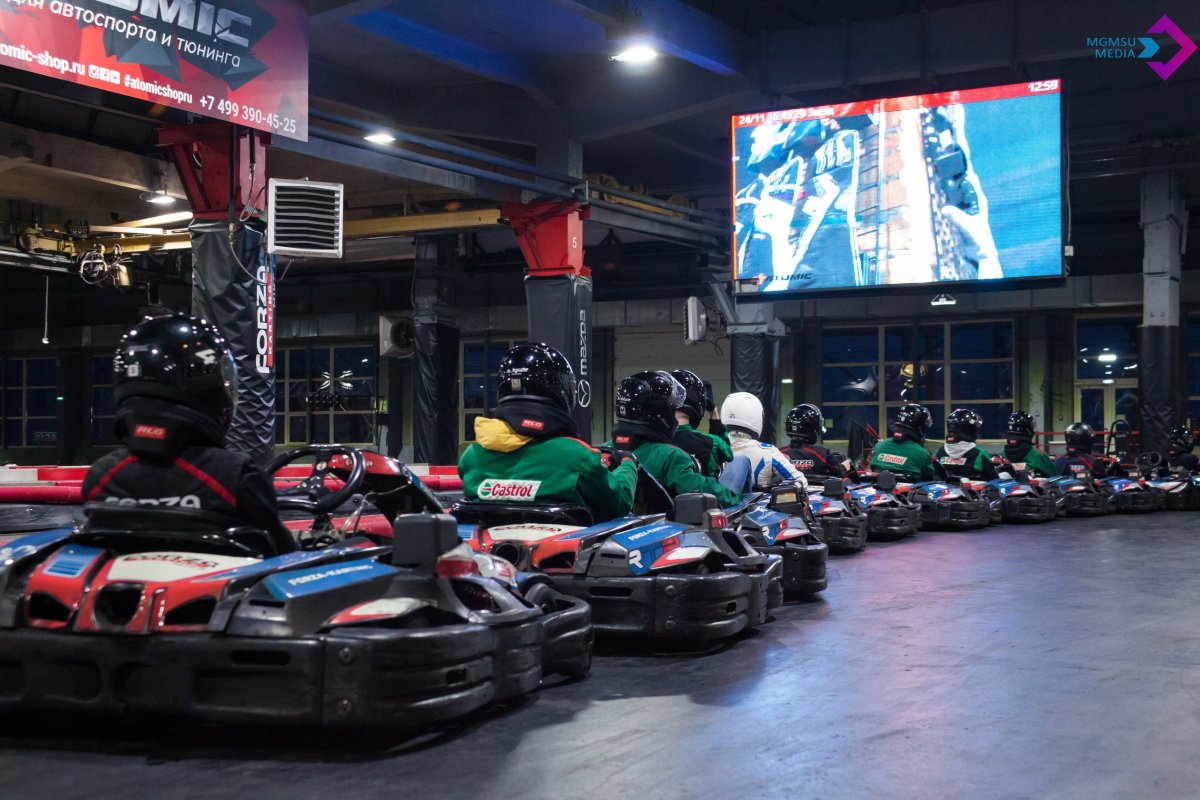 2⃣4⃣ ноября в картинг-центре "Froza Karting" прошел профсоюзный турнир по картингу🏁