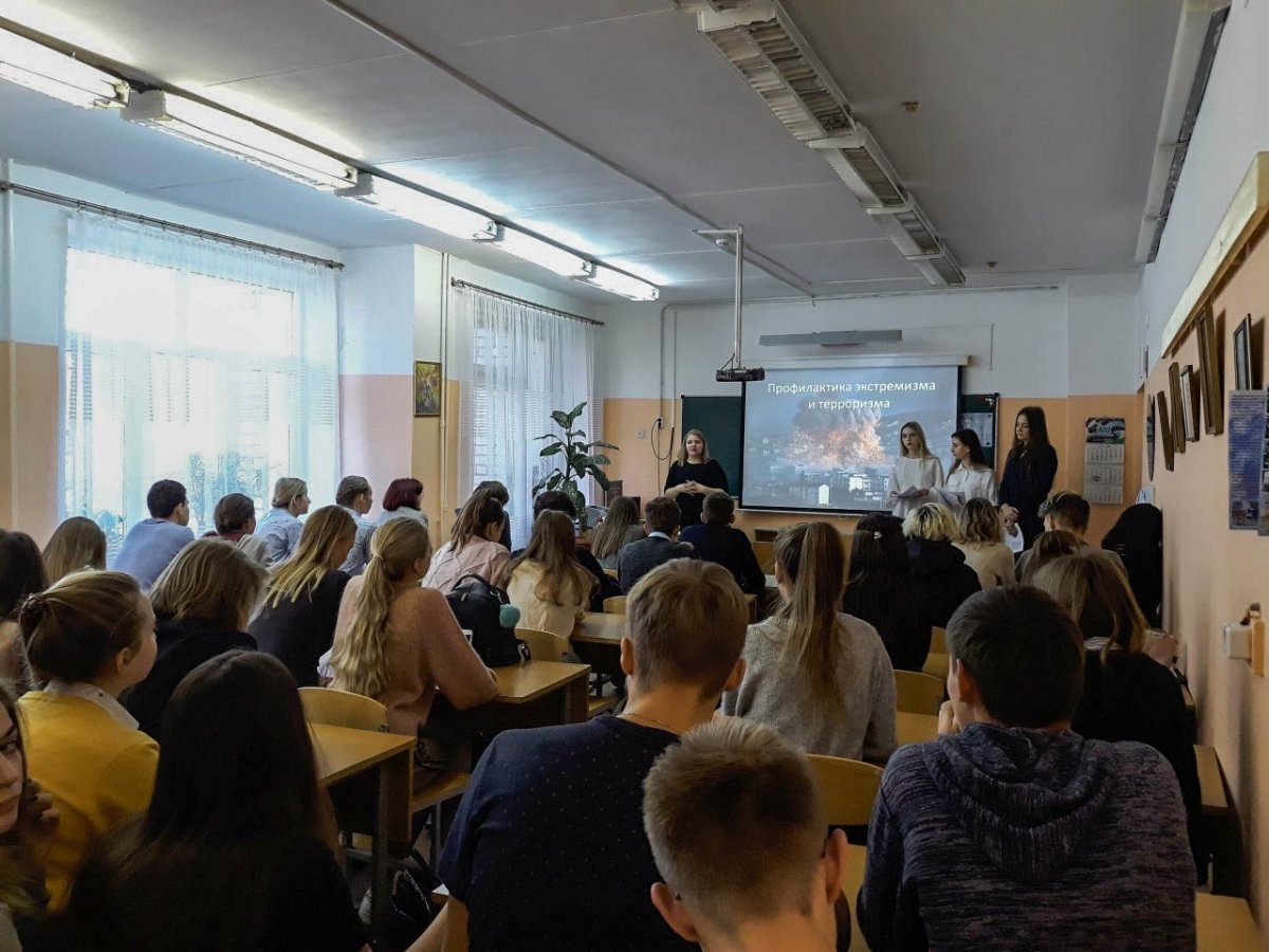 Правовая школа Ивановского филиала РАНХиГС приняла активное участие во Всероссийском дне правовой помощи детям