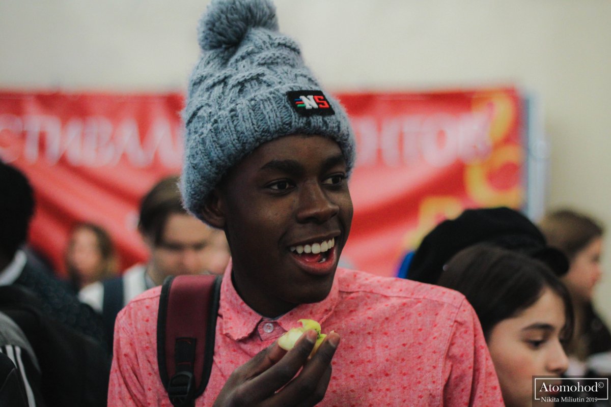 В ИАТЭ НИЯУ МИФИ прошёл Пятый фестиваль иностранных студентов «Все флаги в гости будут к нам!». В празднике приняли участие более четырехсот студентов из 50 стран мира