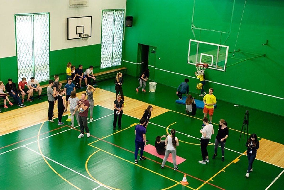 1 декабря в Спортивно-оздоровительном комплексе им. М.М. Боброва состоялся День физической культуры и спорта. В мероприятии приняли участие более 250 студентов