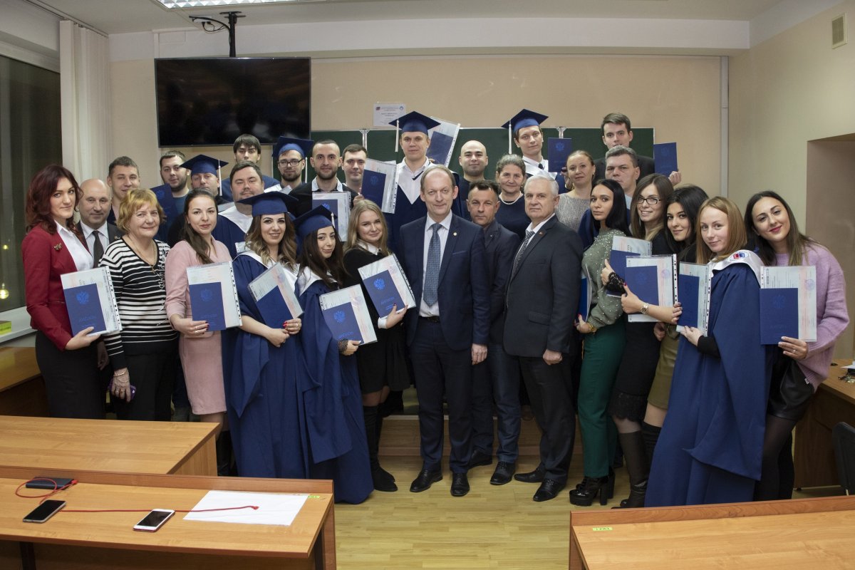 Выпускники ГУУ направления «Юриспруденция» получили дипломы бакалавров