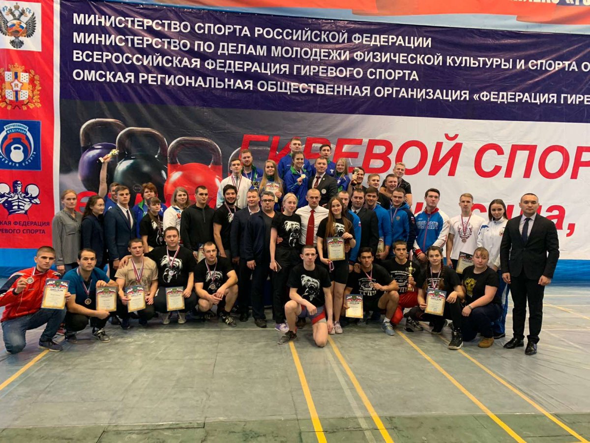 Гиревики СурГПУ вновь на высоте