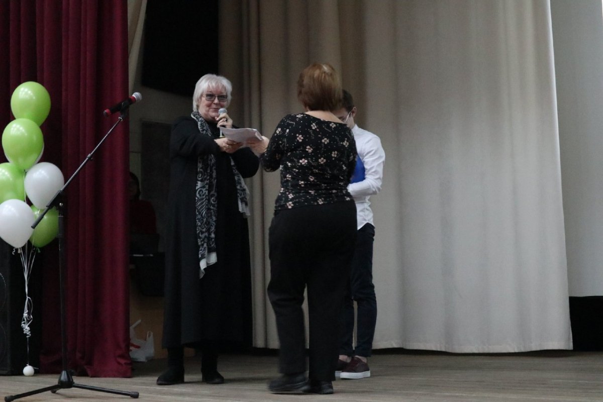 Каждый год с наступлением зимы в колледже ОмГМУ проводится традиционный уже межвузовский фестиваль «Симфония языков»