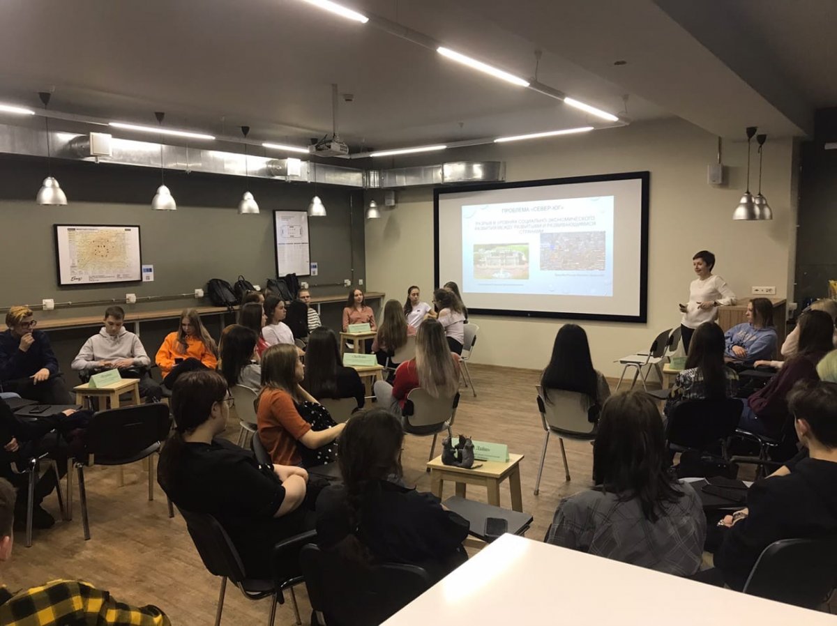 Экологическая неделя в НГУЭУ 💚🌿🌳 Экологическая неделя в НГУЭУ 💚🌿🌳