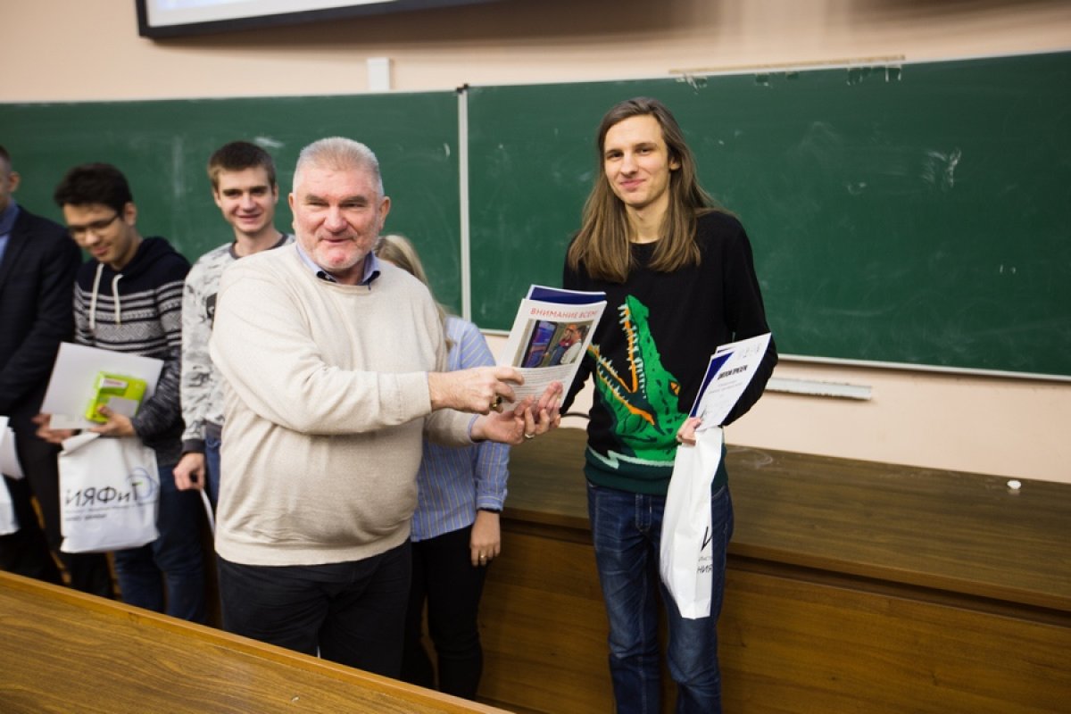 В НИЯУ МИФИ прошёл ежегодный конкурс «Лучший лектор – студент Ядерного лектория». Участники выступили с докладами В НИЯУ МИФИ прошёл ежегодный конкурс «Лучший лектор – студент Ядерного лектория». Участники выступили с докладами