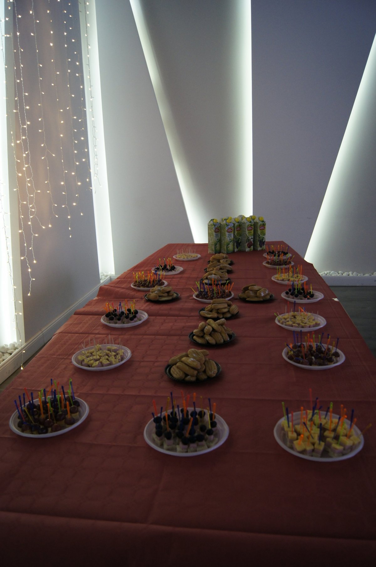 🎄26 декабря в Московской Международной Академии прошел новогодний бал-маскарад. 🎊