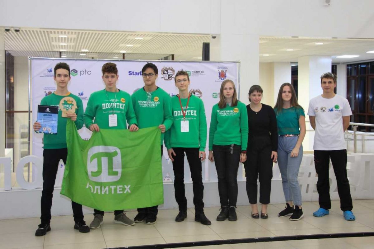 Научно-исследовательский корпус превратился в полосу препятствий для роботов 🤖