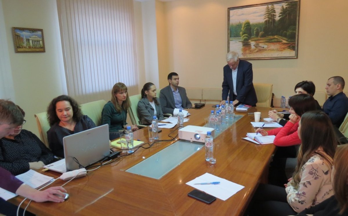 совместно с Новосибирской городской торгово-промышленной палатой (НГТПП) провели круглый стол по вопросам внедрения профессиональных стандартов в решении производственных задач совместно с Новосибирской городской торгово-промышленной палатой (НГТПП) провели круглый стол по вопросам внедрения профессиональных стандартов в решении производственных задач