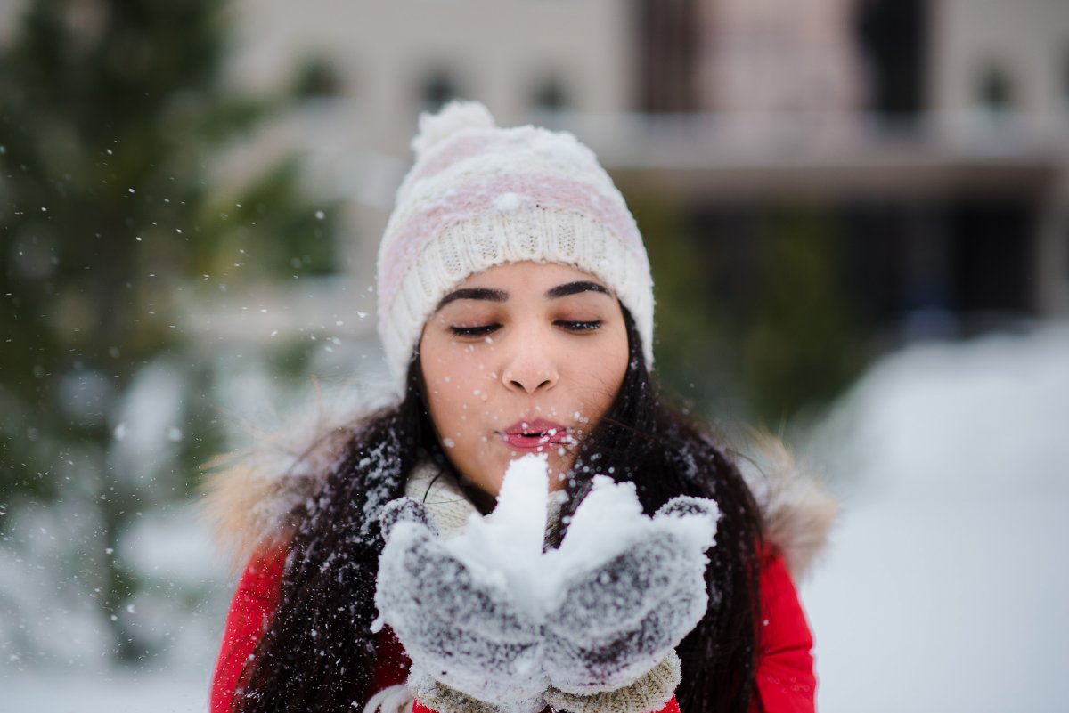 Дорогие друзья, поздравляем вас с Новым годом! 🎄