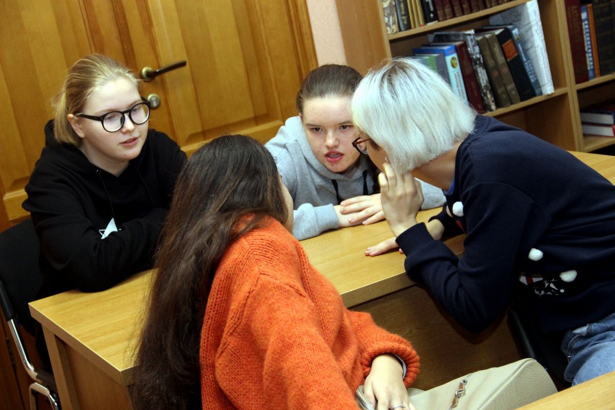 ⭐А в АлтГУ уже традиционно во время школьных каникул проходит "Университетский экспресс" – уникальный образовательный проект для учеников 9-х классов
