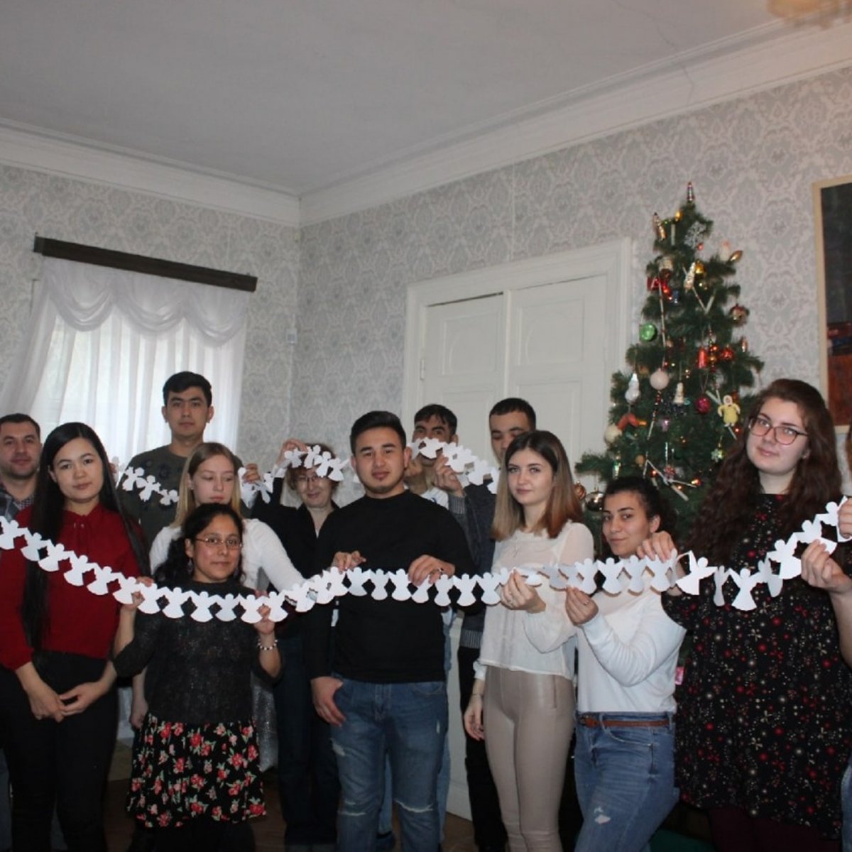 🎄 Студенты ТГПУ им. Л.Н. Толстого провели «Рождественские встречи», где узнали традиции разных стран и эпох
