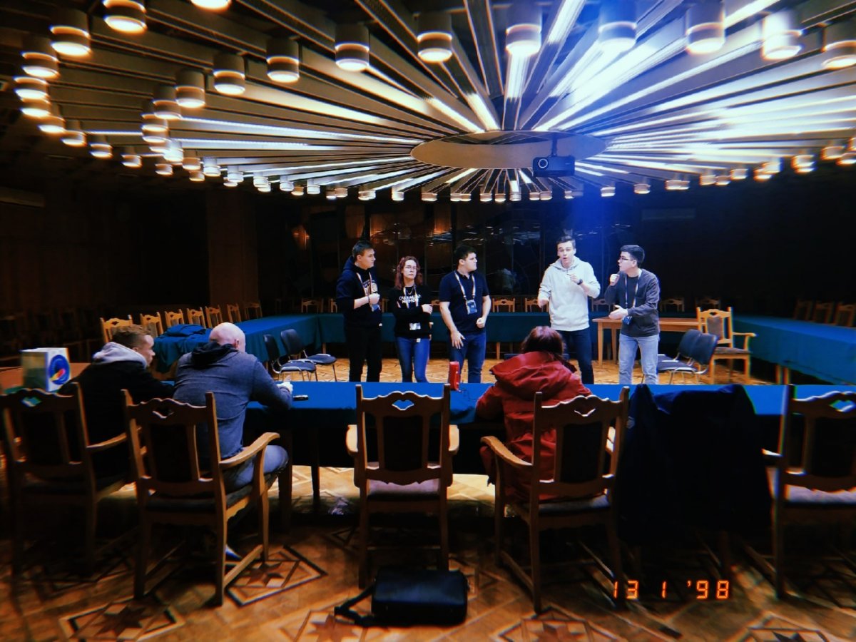 Две команды КВН отправились в Сочи на международный фестиваль «КиВиН-2020» Две команды КВН отправились в Сочи на международный фестиваль «КиВиН-2020»