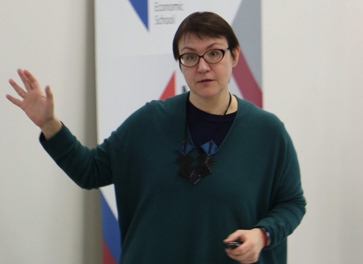 Как информационные и коммуникационные технологии влияют на политическую сферу?