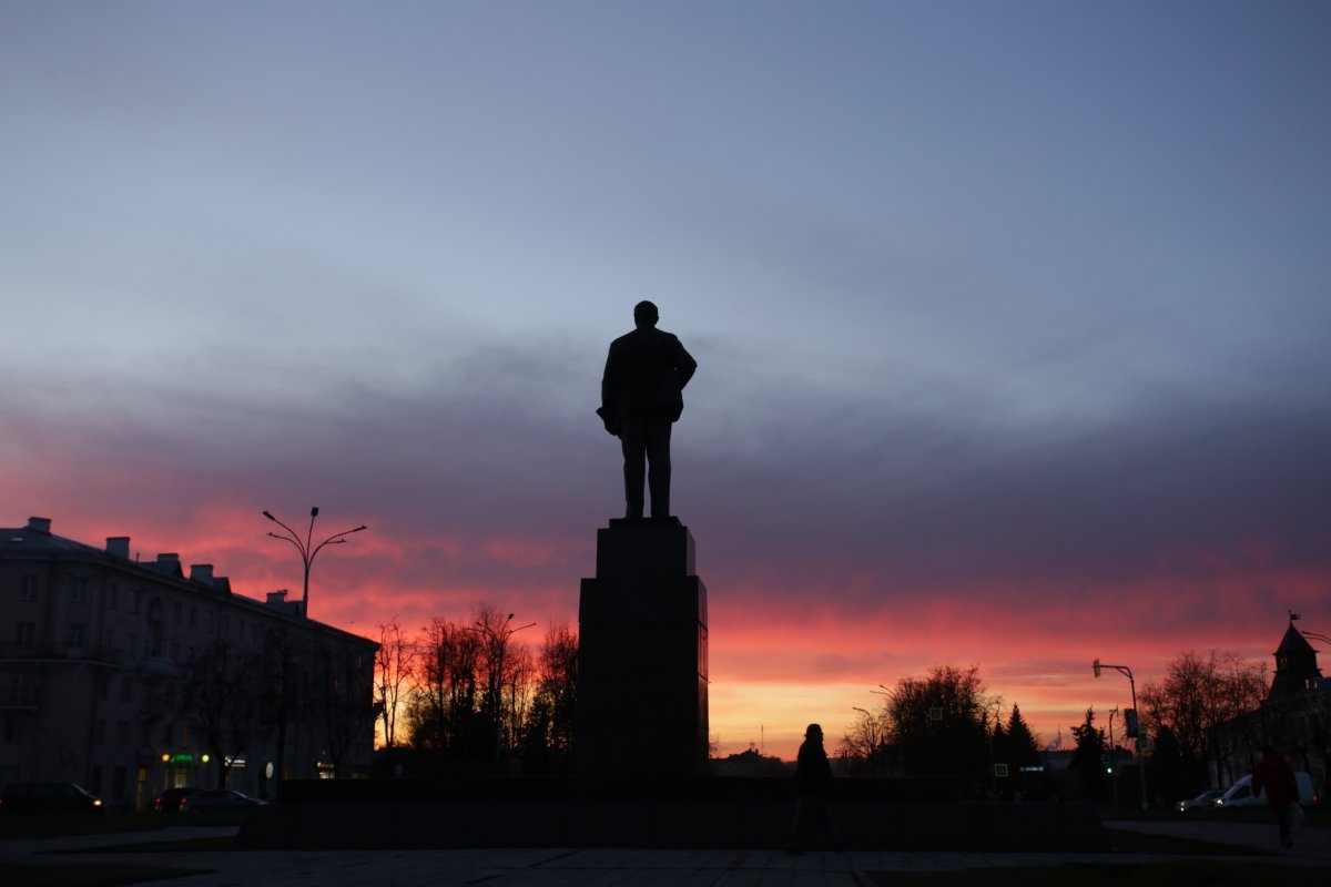 Романтической пятницы!