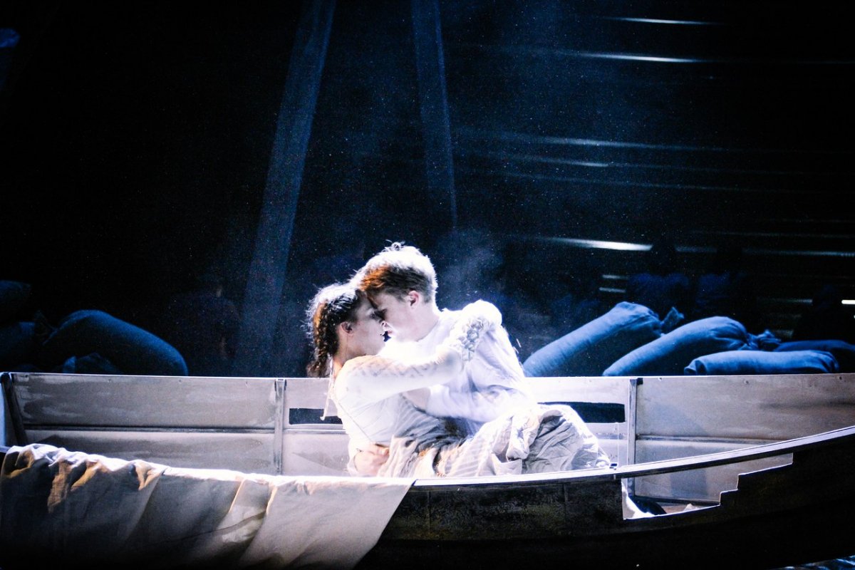 Продолжается запись на спектакль " Гроза"