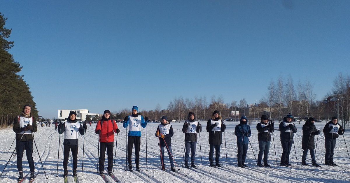 Не побоявшись крепкого мороза в субботу, 8 февраля 2020 г., студенты Набережночелнинского филиала КНИТУ-КАИ участвовали в городских соревнованиях "Лыжня Татарстана-2020"