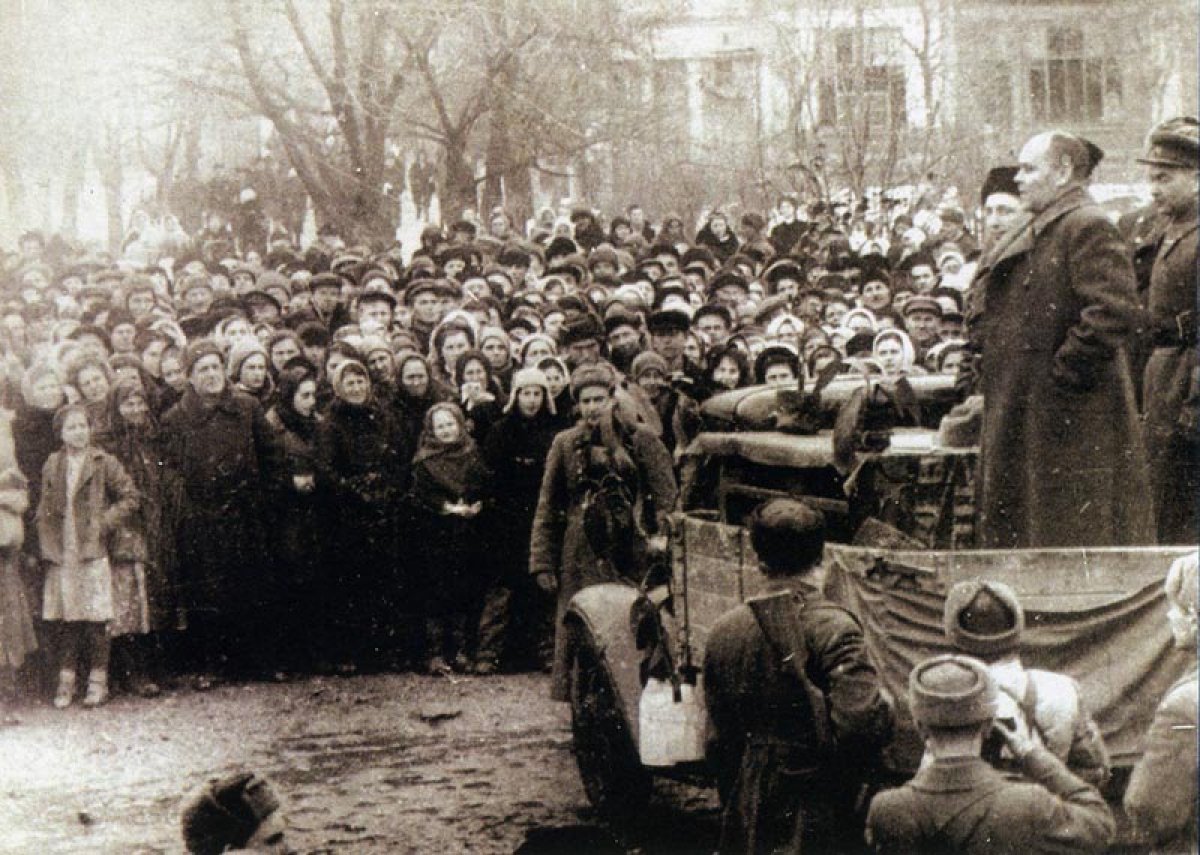 Немецко фашистская оккупация города. 12 Февраля 1943 г освобождение Краснодара от фашистских. День освобождения Новочеркасска от немецко-фашистских. Освобождение Новочеркасска 1943. Освобождение Краснодара 1943.