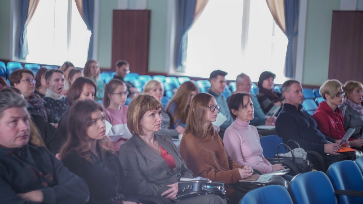 🇬🇧🇬🇧🇬🇧 В НГЛУ состоялся День открытых дверей английского факультета. Более 100 абитуриентов