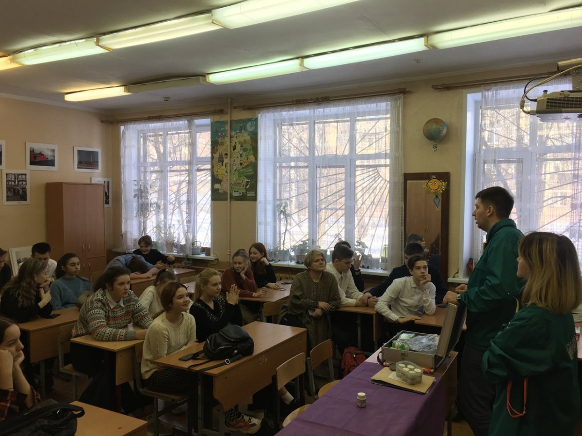Сегодня Ярославский филиал МФЮА провел «Урок профориентации» в средней школе № 76 г. Ярославля.
