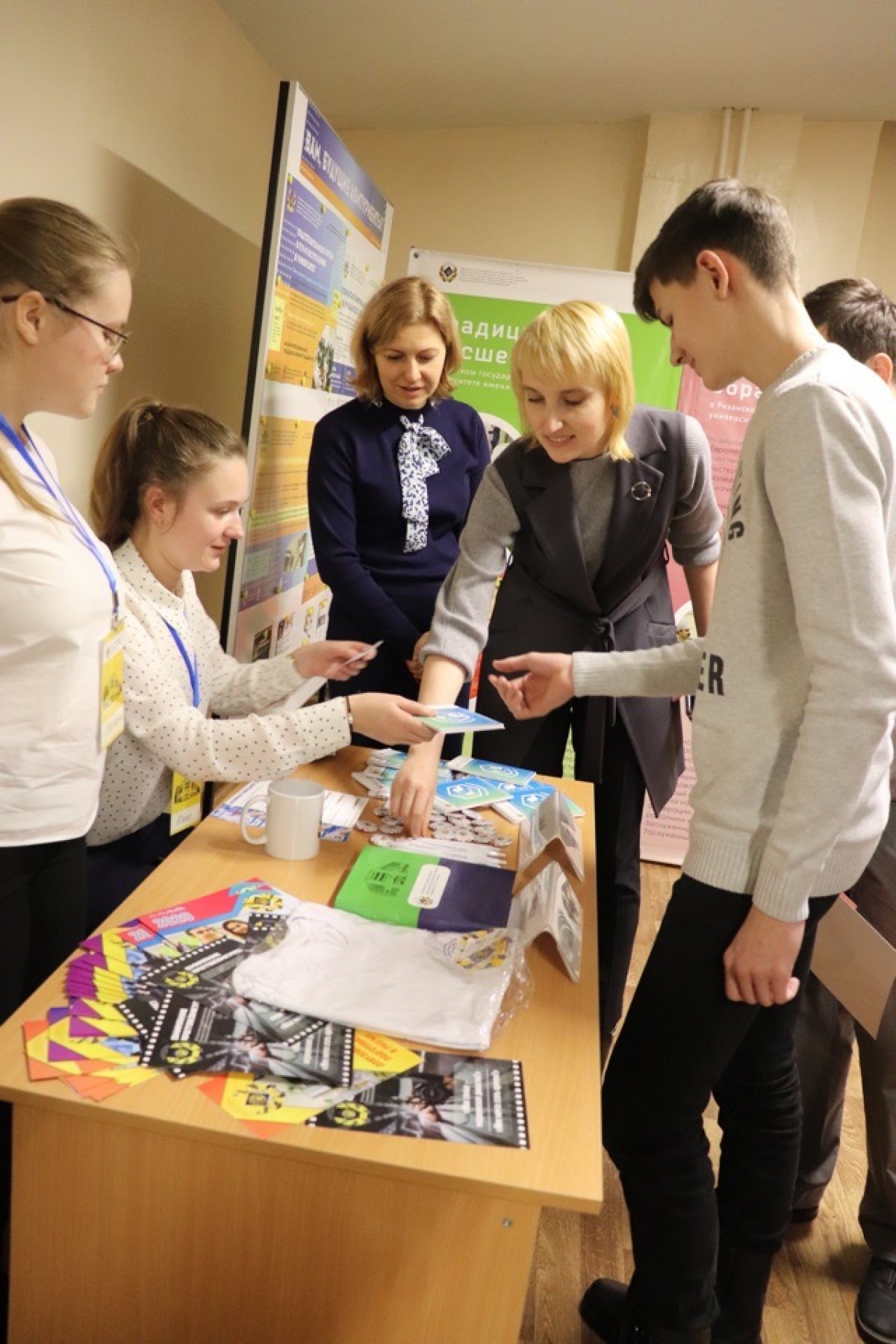 ФАРМАЦЕВТИЧЕСКИЙ ФАКУЛЬТЕТ ВСТРЕТИЛ БУДУЩИХ АБИТУРИЕНТОВ