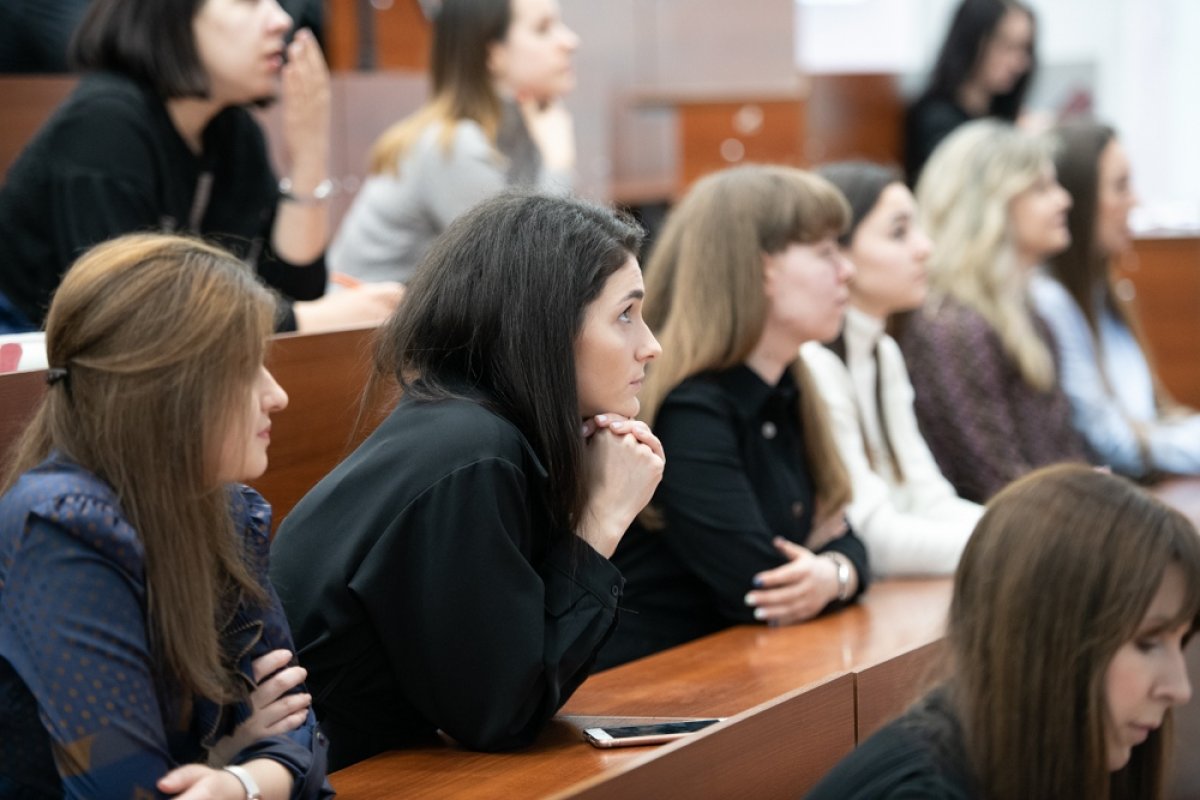 🏛 27 февраля в Институте права и управления прошла панельная дискуссия на тему «Противодействие коррупции и антикоррупционное просвещение» http://tsu.tula.ru/news/all/9528