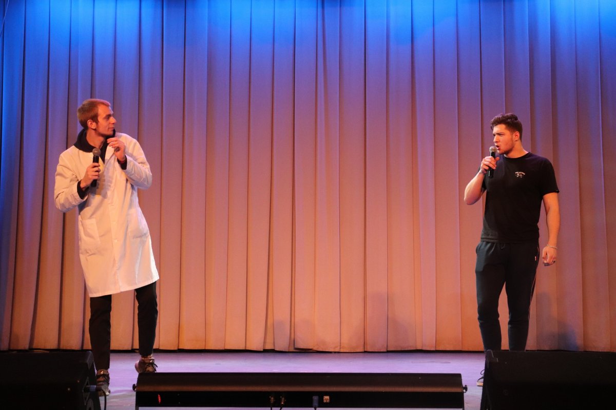 25 февраля команда медико-социального института "Ума палата" участвовали в VI сезоне открытой лиги КВН Калининского района!