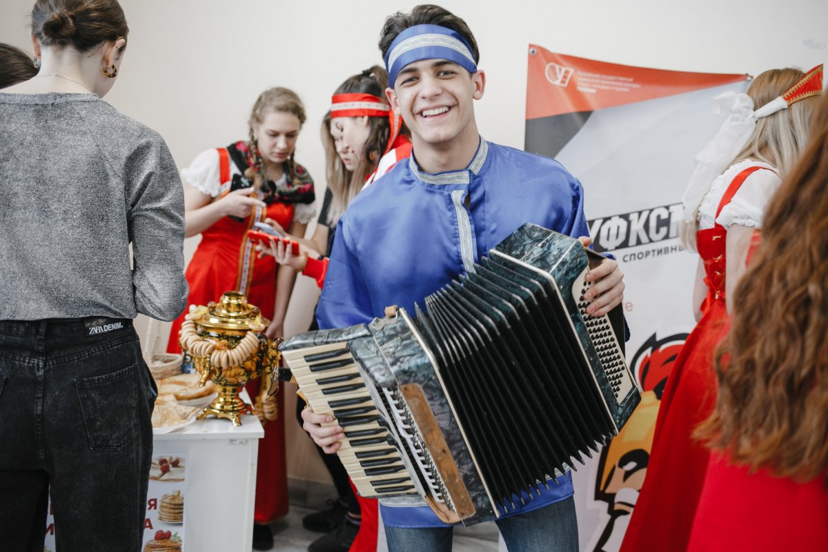 ☀Кстати, в Масленицу отметили еще в пятницу. Да не простую, с спортивную! ☀Кстати, в Масленицу отметили еще в пятницу. Да не простую, с спортивную!