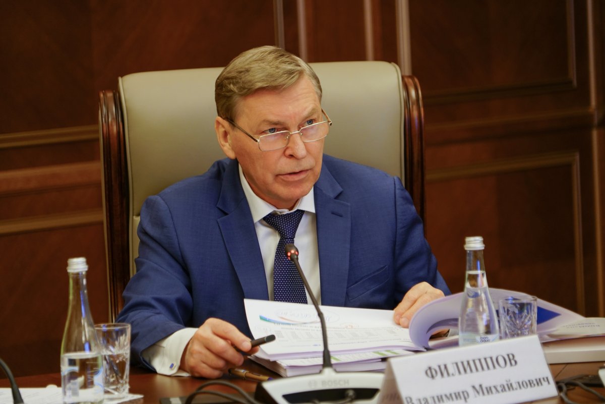 Ректора РУДН Владимира Филиппова наградят почетной грамотой Московской городской думы за заслуги перед городским сообществом! 📜