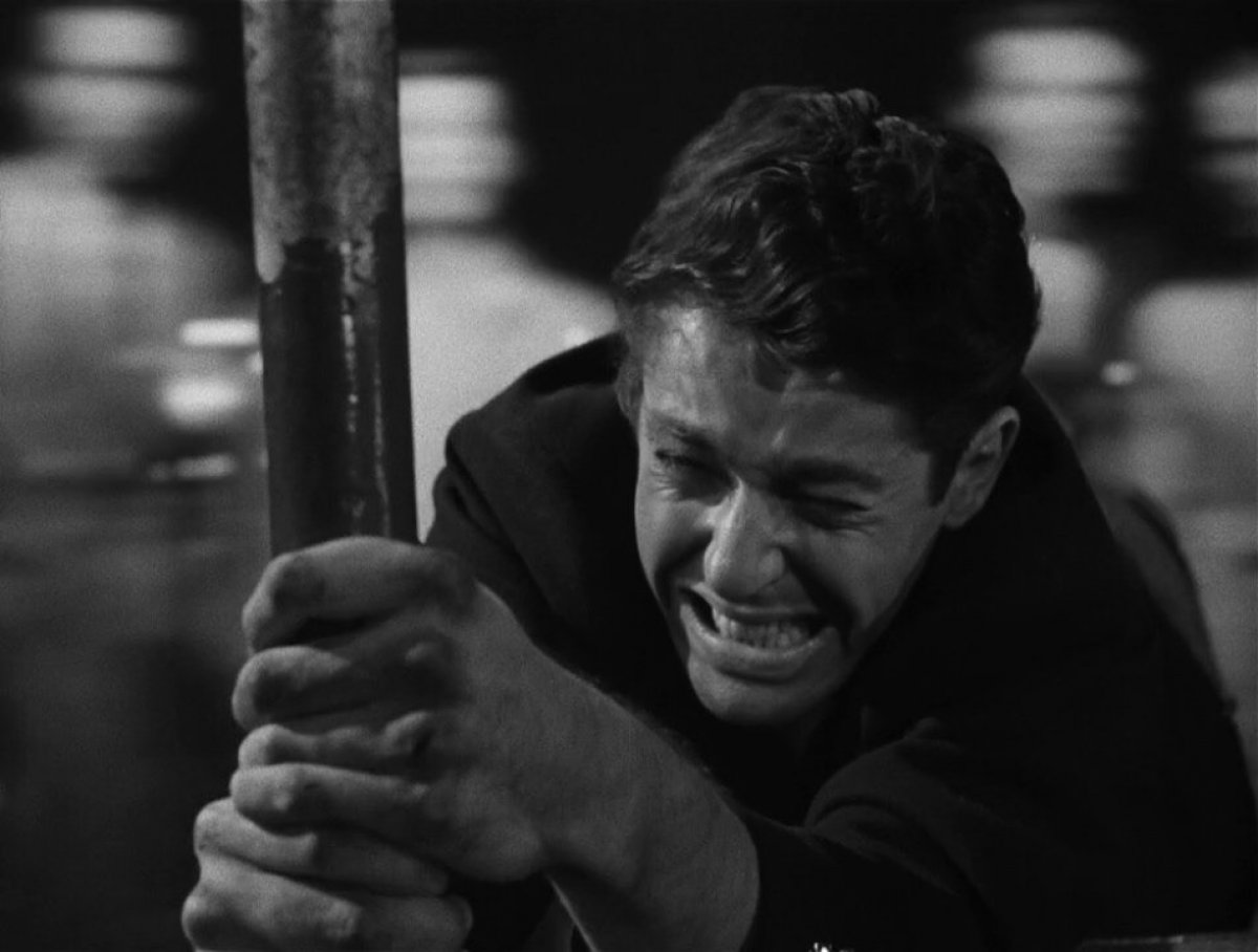 «Незнакомцы в поезде» (1951)