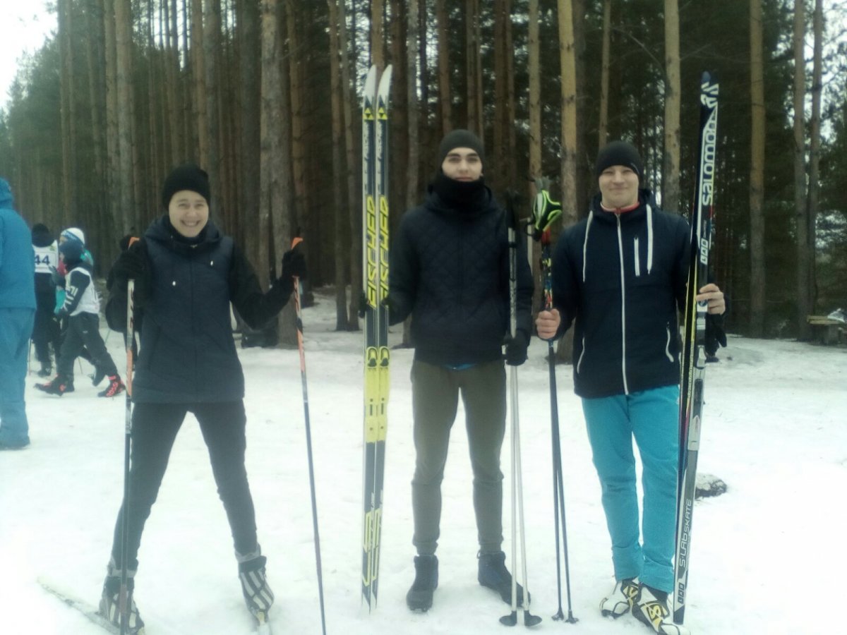 05 марта 2020 г. в лесном массиве в районе "лыжной базы" состоялись соревнования "Первенство МО "Барышский район" по лыжным гонкам среди учащихся школ