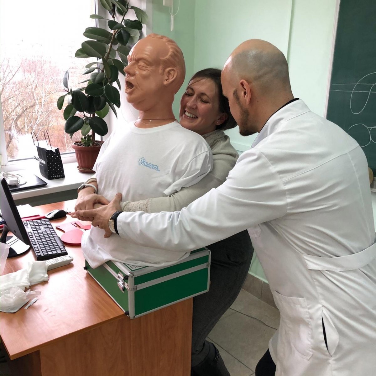 РЯЗАНСКИЕ УЧИТЕЛЯ НАЧАЛИ ПРОХОДИТЬ ОБУЧЕНИЕ ОКАЗАНИЮ ПЕРВОЙ ПОМОЩИ