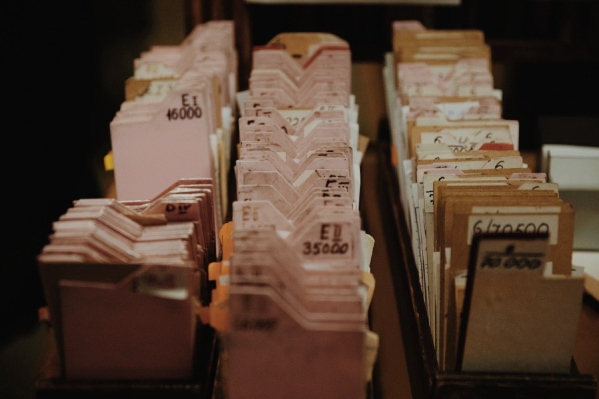 всегда рядом. Доступ к лицензионным электронным ресурсам и информационным сервисам открыт в любое время с любого ПК по индивидуальному логину и паролю, которые имеют все студенты, преподаватели и сотрудники Университета: https://vk.cc/arppoc