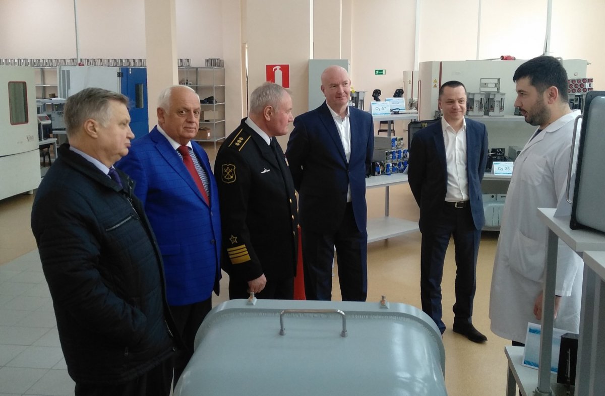 ЮЗГУ посетил бывший Главнокомандующий Военно-морским флотом РФ
