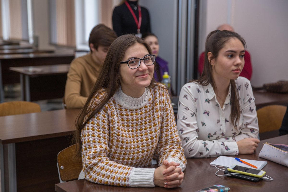 Школьники Москвы и теперь всей Росиии, у нас для вас новости! Университетские субботы в МГЮА возвращаются в дистанционном формате📲