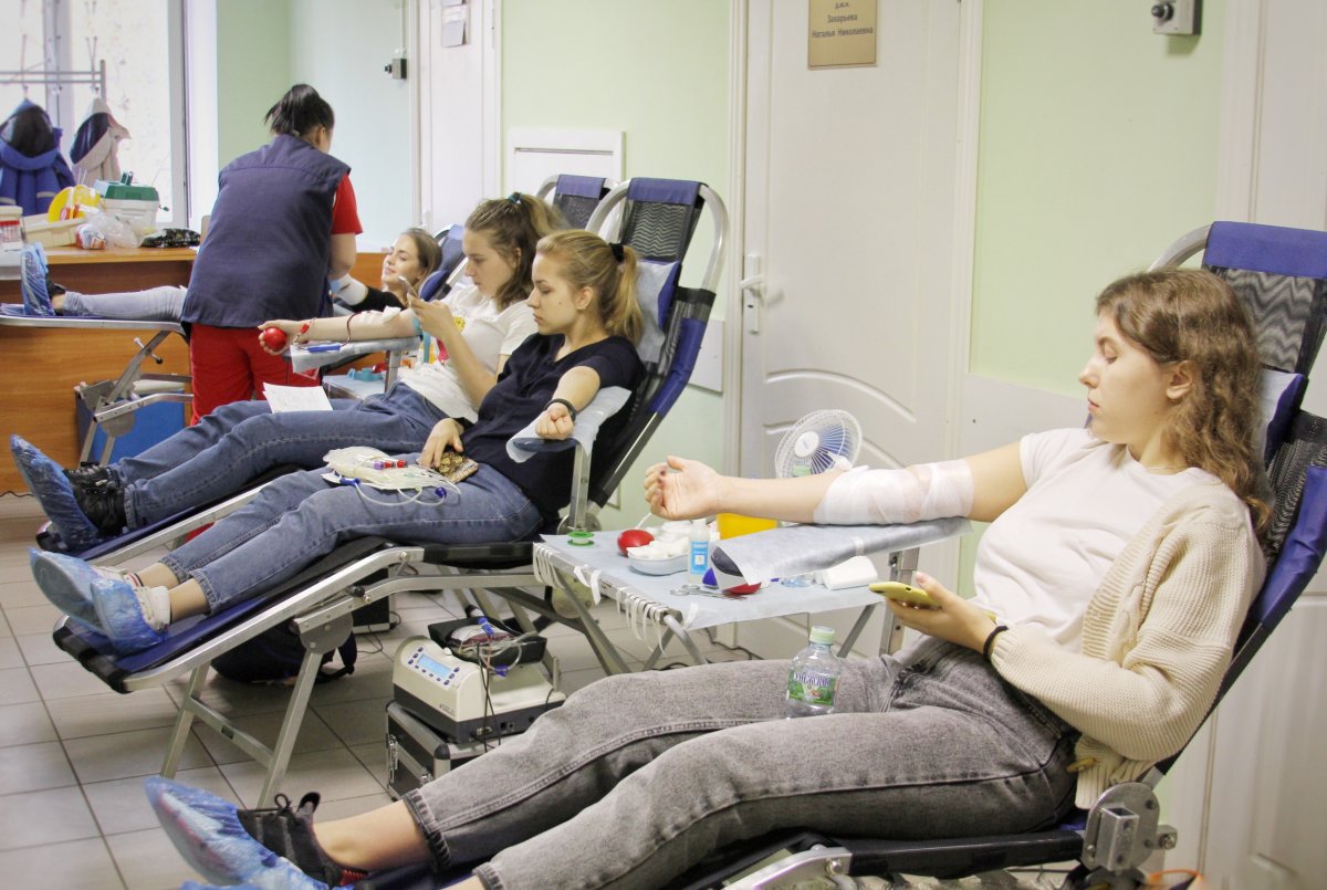 🙂Сегодня отмечается Национальный день донора в России! Мы знаем, что среди студентов большое количество ребят, которые регулярно сдают кровь 🙂Сегодня отмечается Национальный день донора в России! Мы знаем, что среди студентов большое количество ребят, которые регулярно сдают кровь